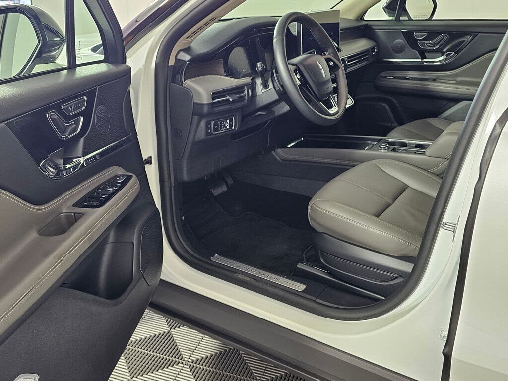 2025 Lincoln Corsair
