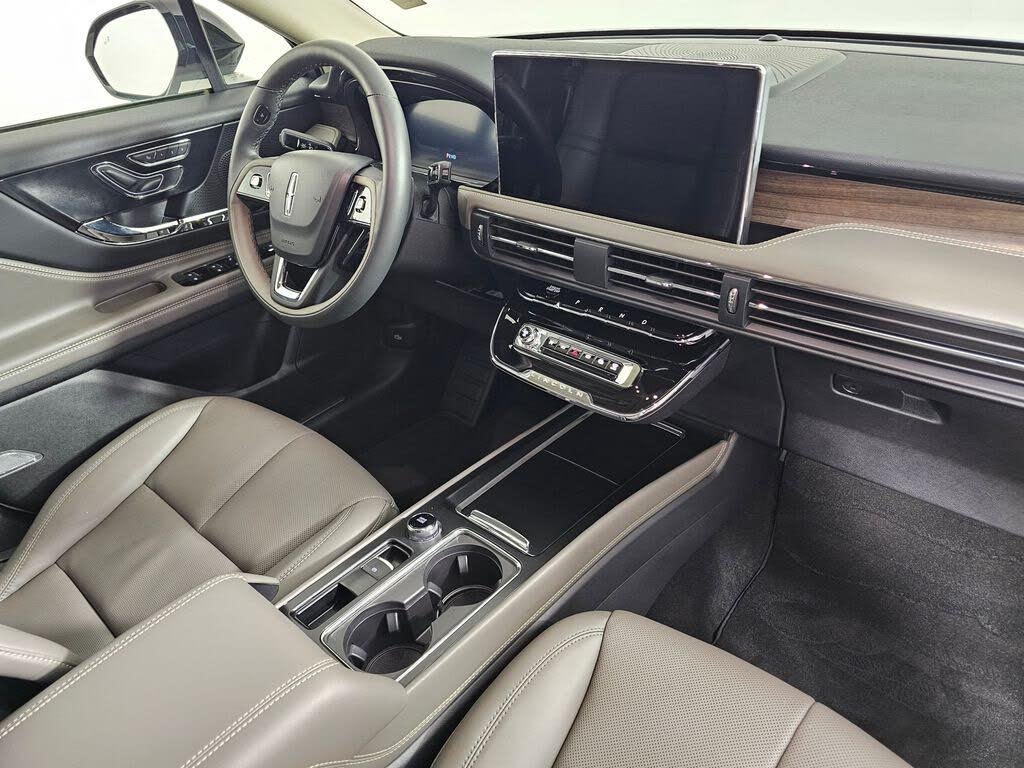 2025 Lincoln Corsair