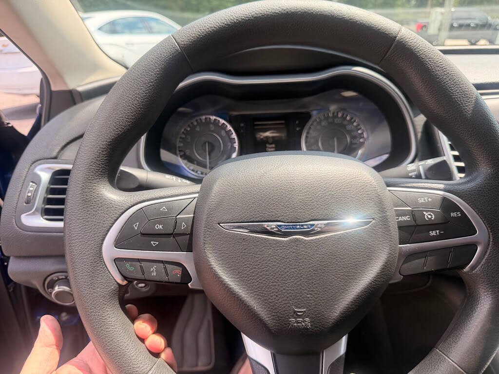 2015 Chrysler 200