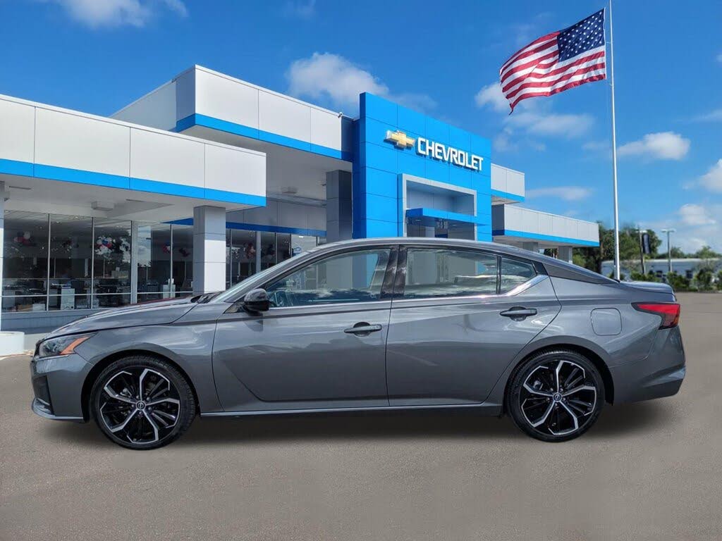 2025 Nissan Altima
