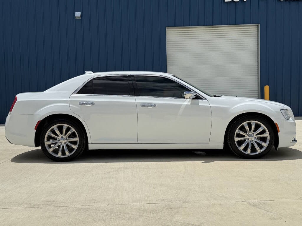 2018 Chrysler 300