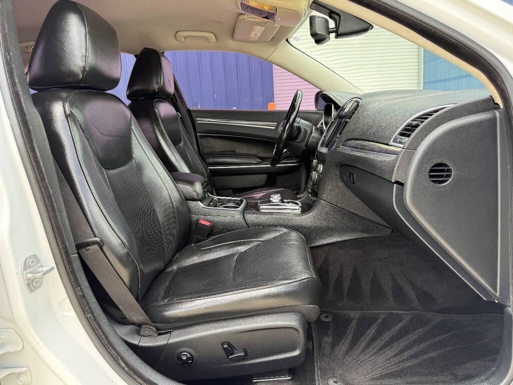 2018 Chrysler 300