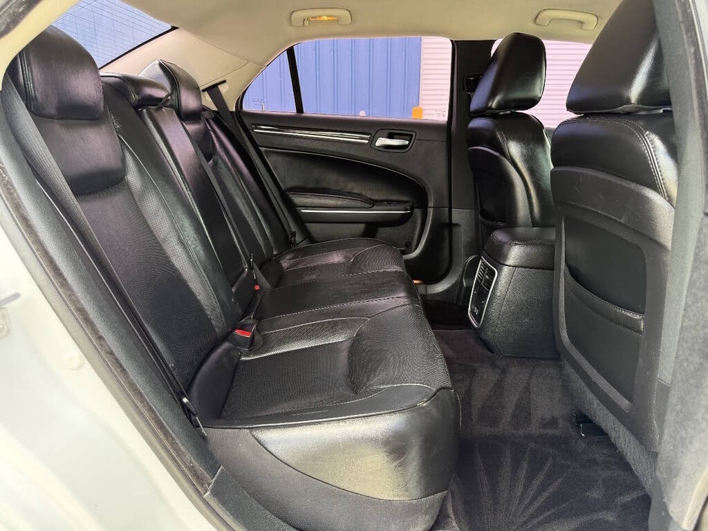 2018 Chrysler 300