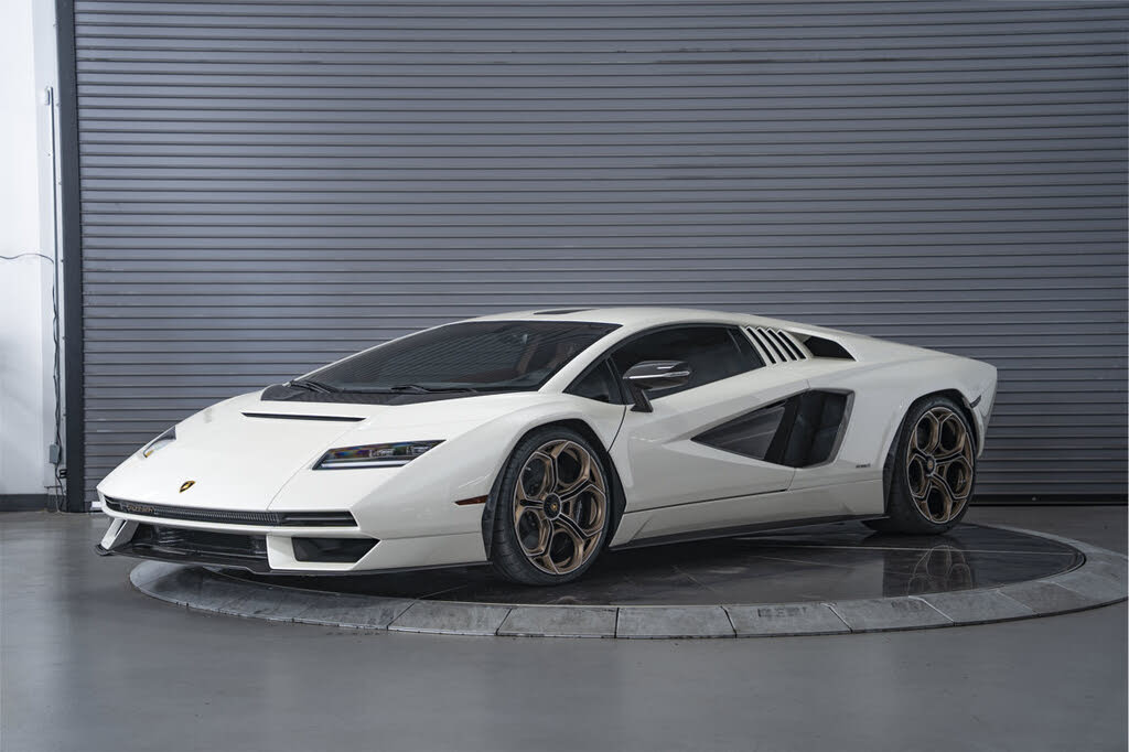 2022 Lamborghini Countach LPI 800-4 for sale in San Diego, CA