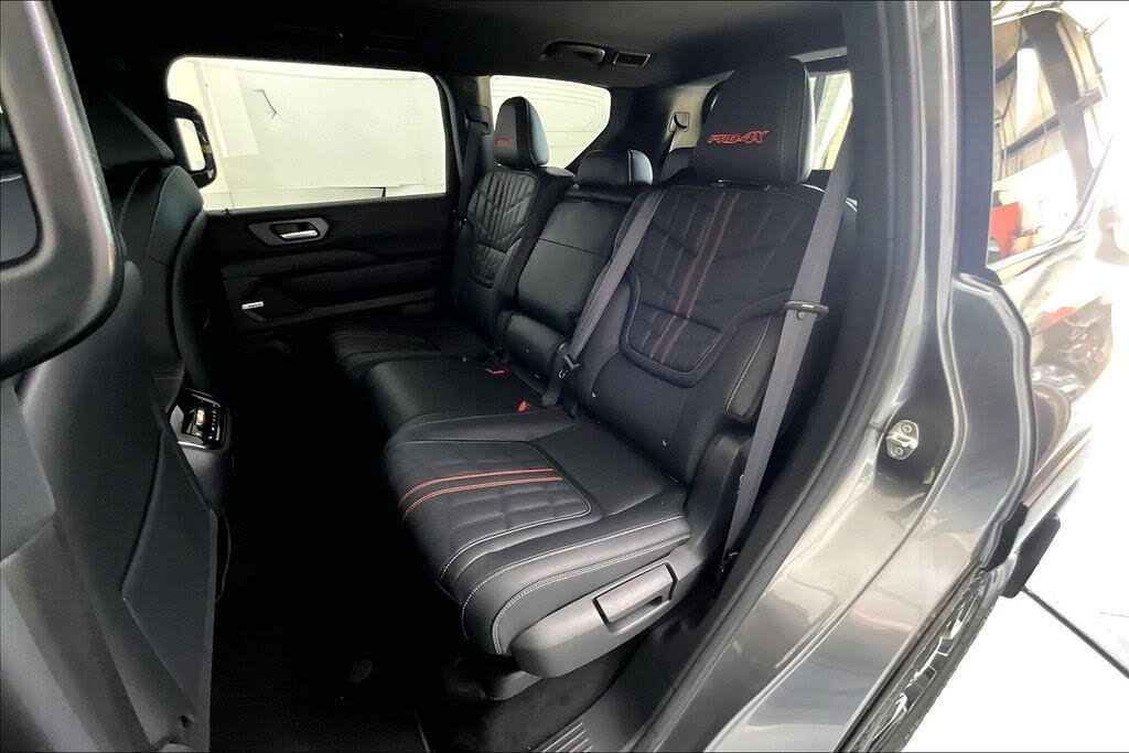 2025 Nissan Armada