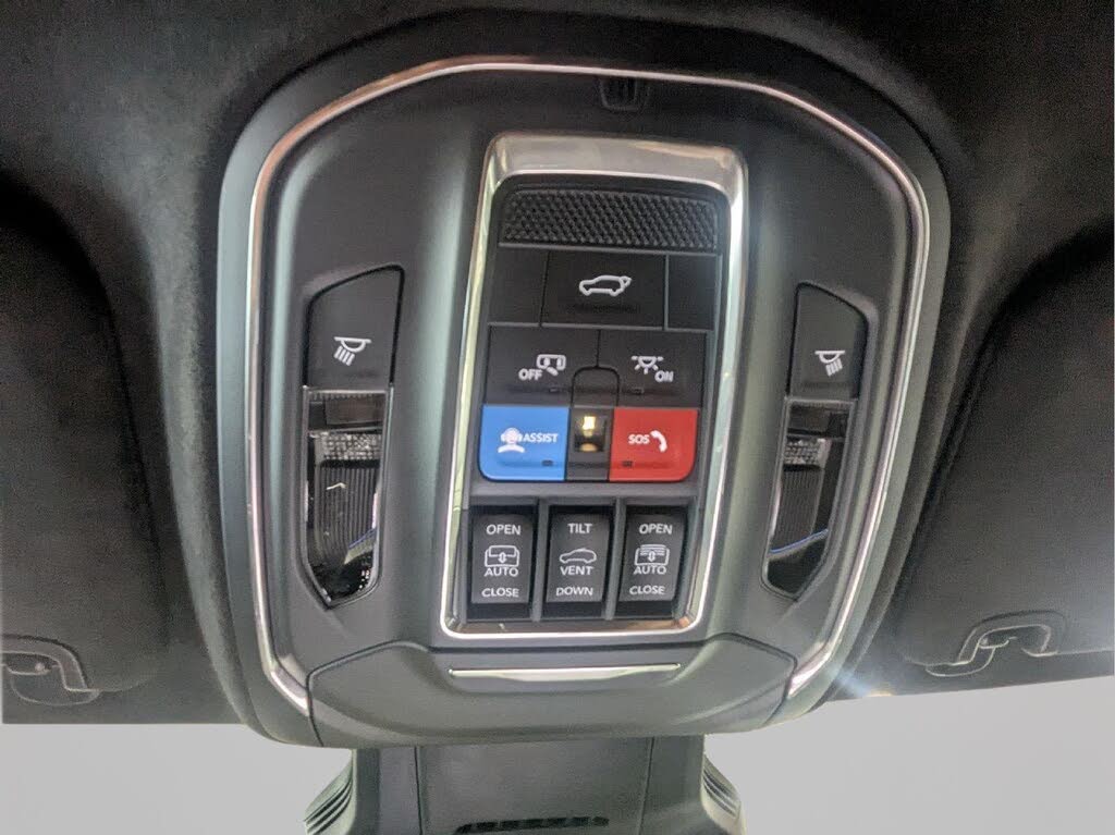 2025 Jeep Wagoneer S