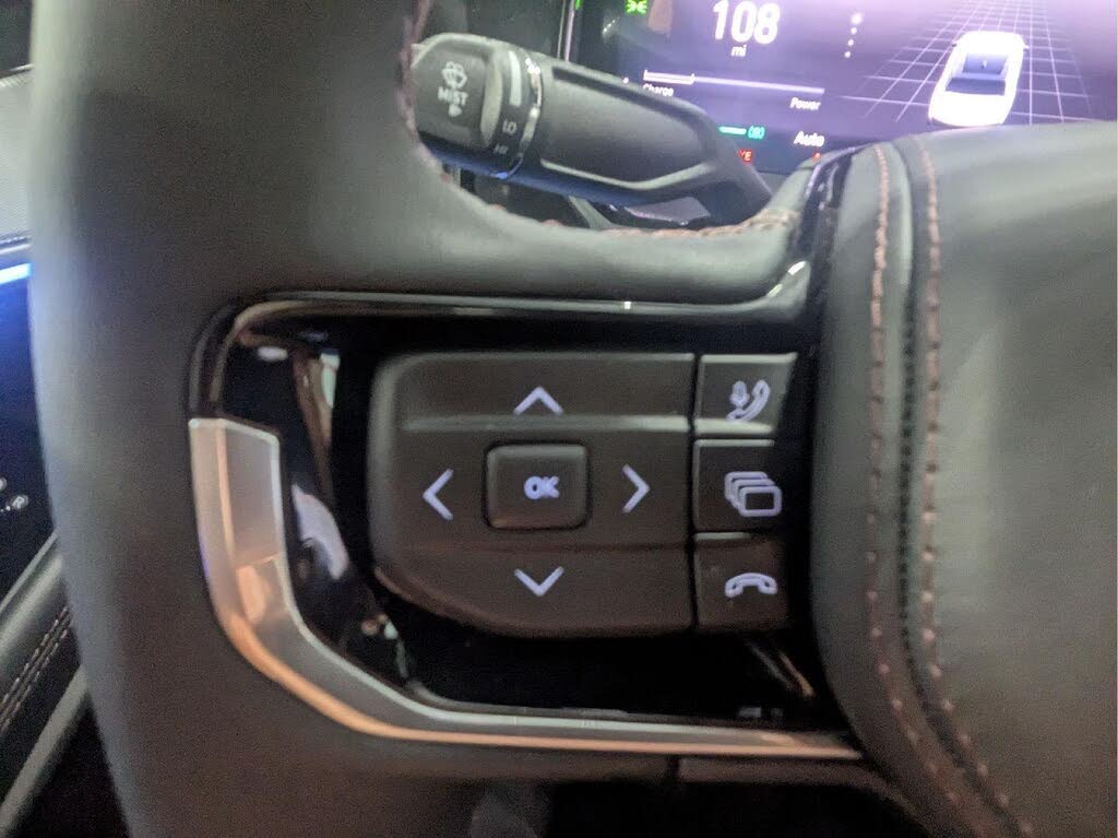 2025 Jeep Wagoneer S