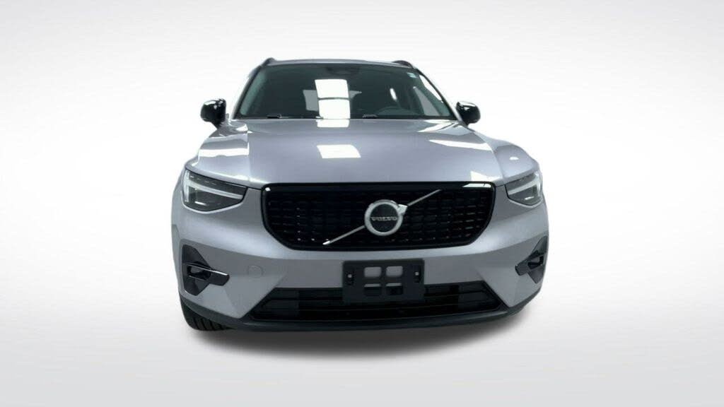 2026 Volvo XC40