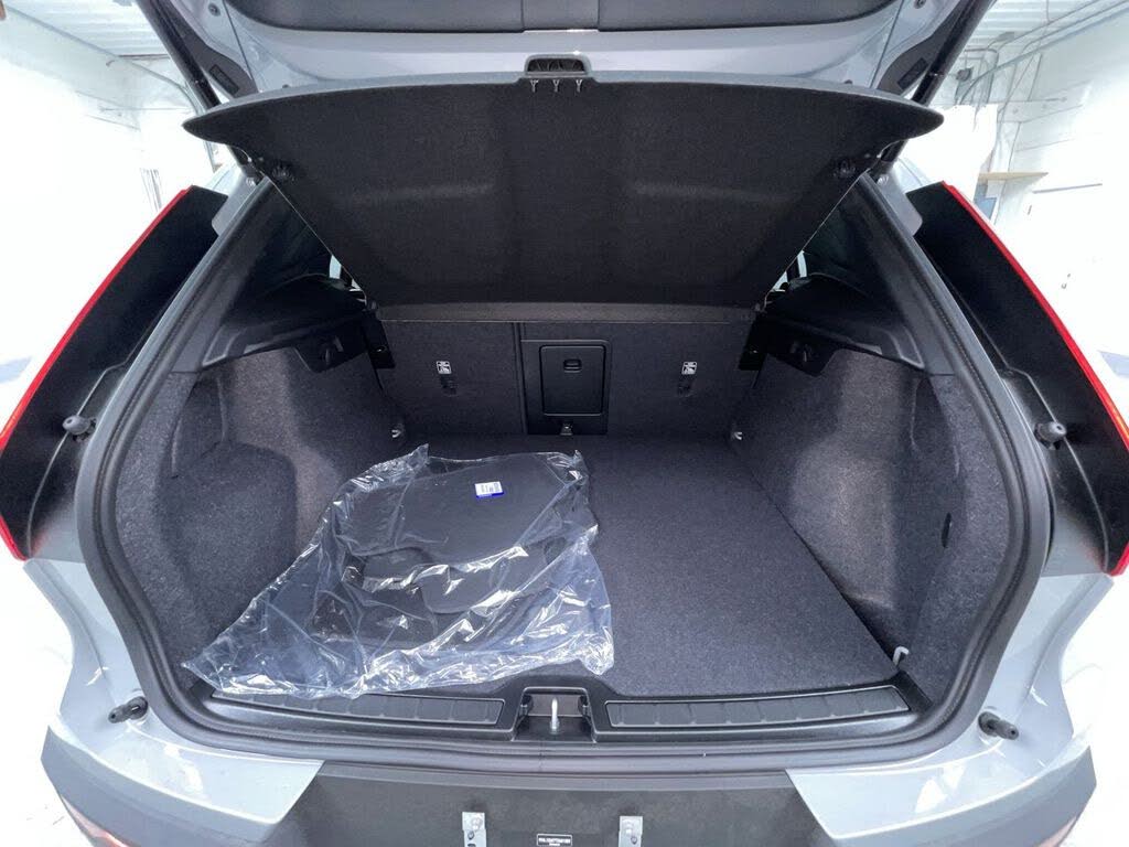 2026 Volvo XC40