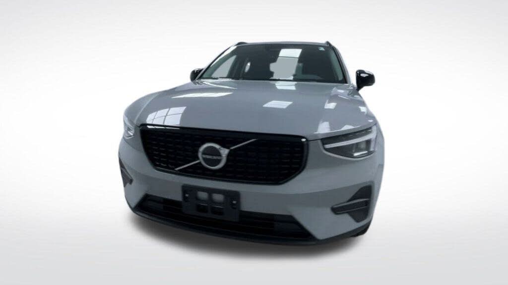 2026 Volvo XC40