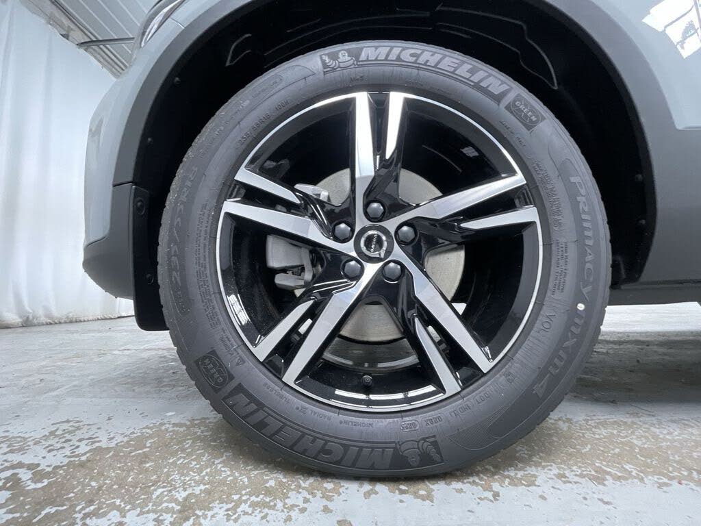 2026 Volvo XC40