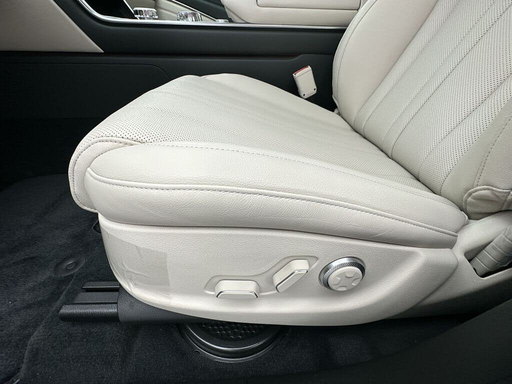 2025 Genesis GV80