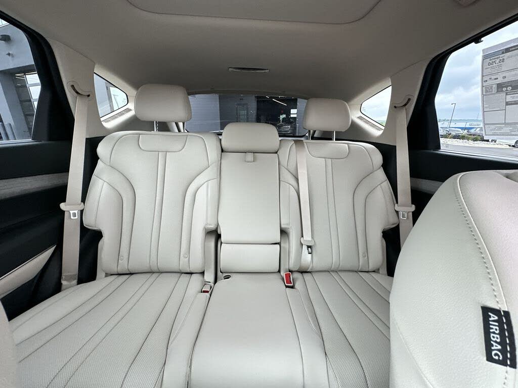 2025 Genesis GV80