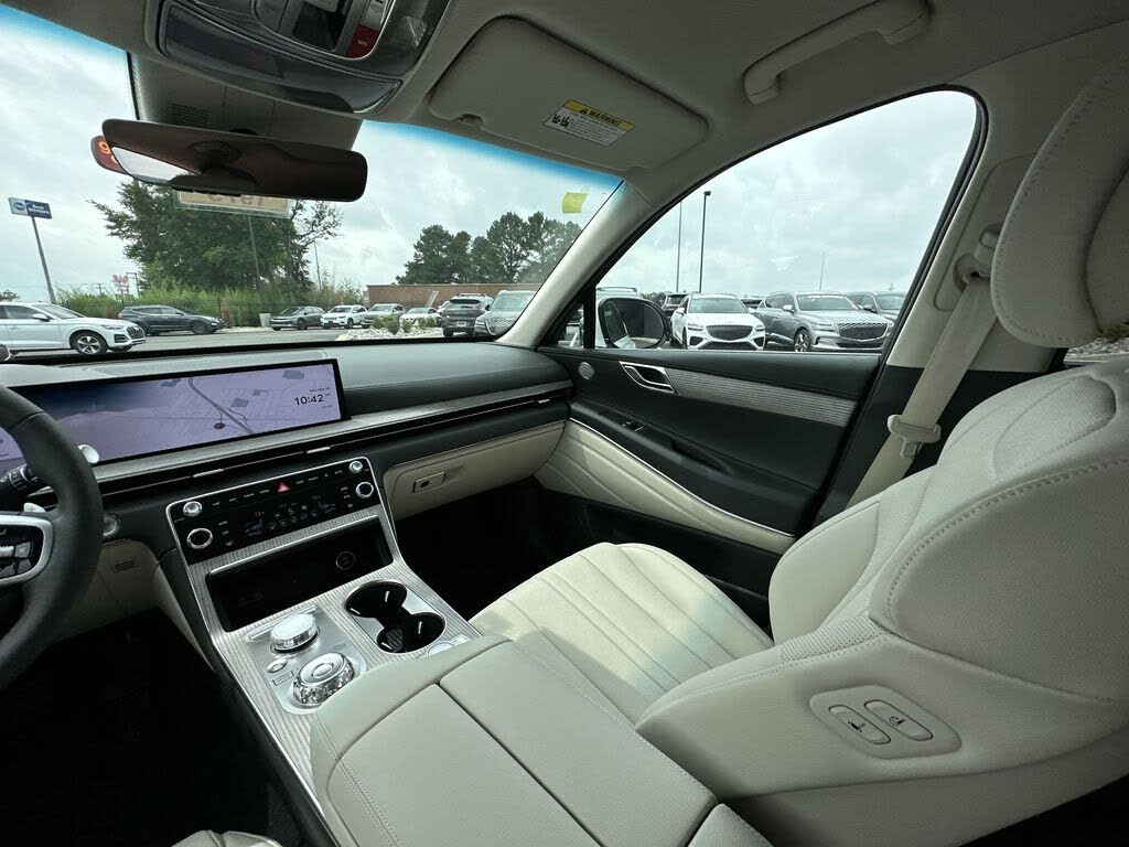 2025 Genesis GV80