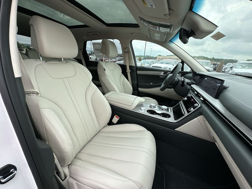 2025 Genesis GV80