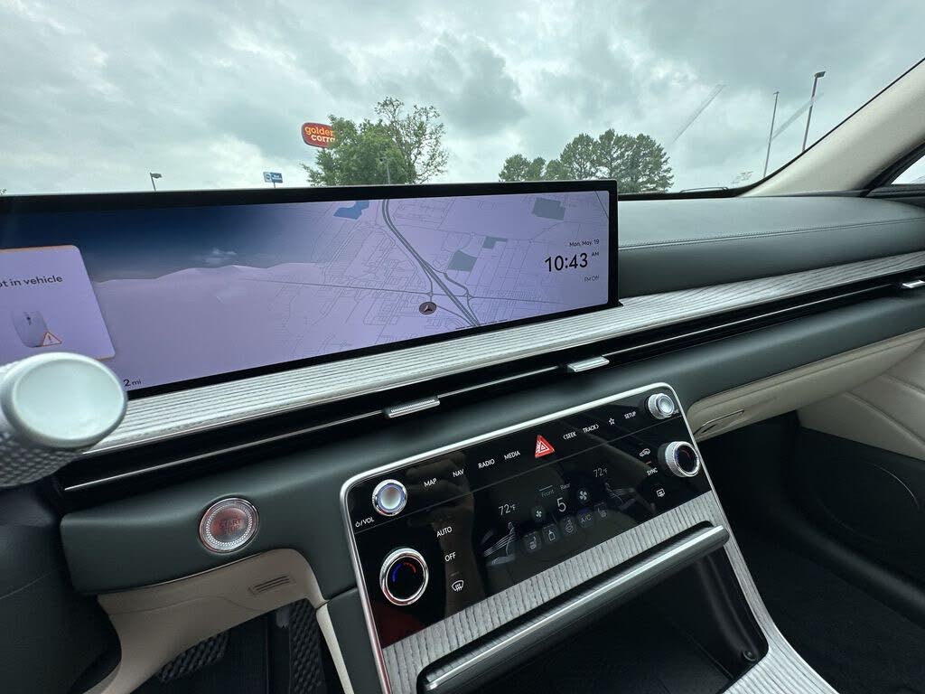 2025 Genesis GV80