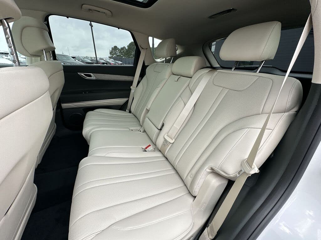 2025 Genesis GV80