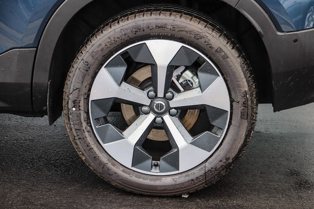 2026 Volvo XC40