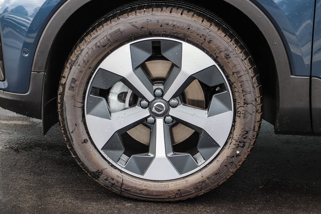 2026 Volvo XC40