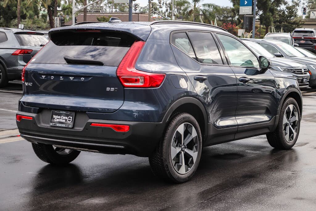 2026 Volvo XC40
