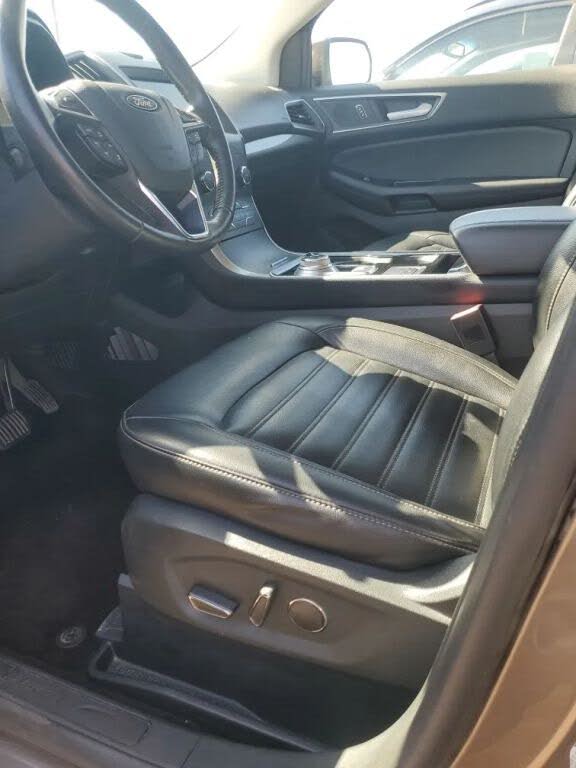 2019 Ford Edge
