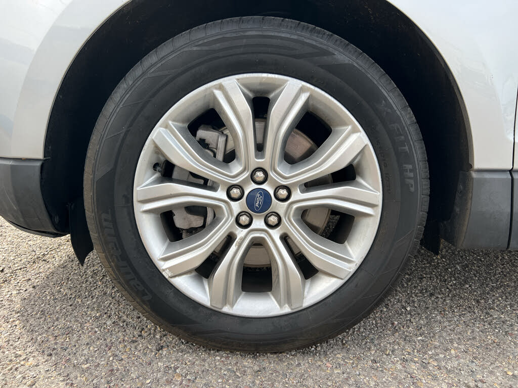 2022 Ford Edge