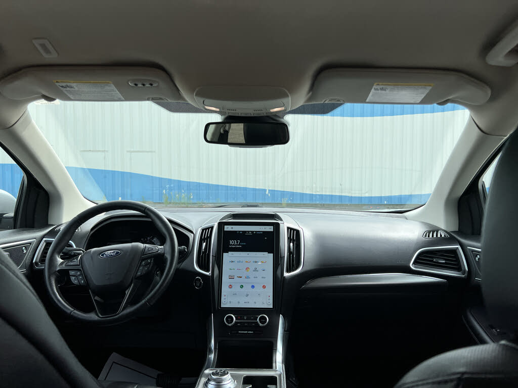 2022 Ford Edge