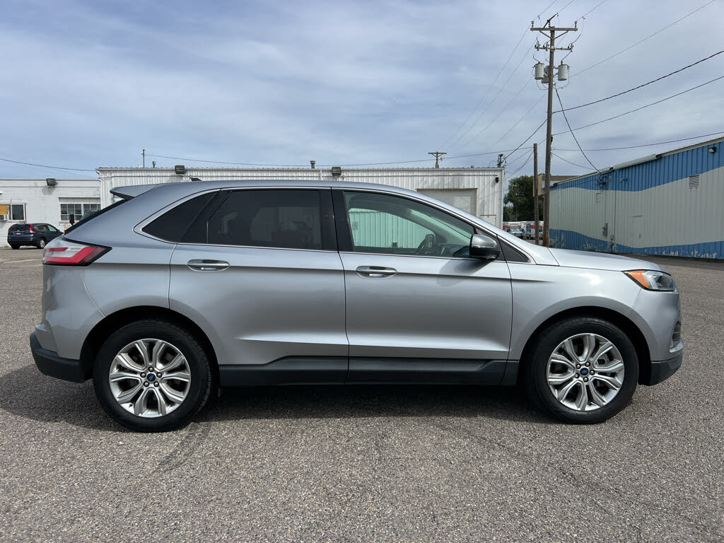 2022 Ford Edge