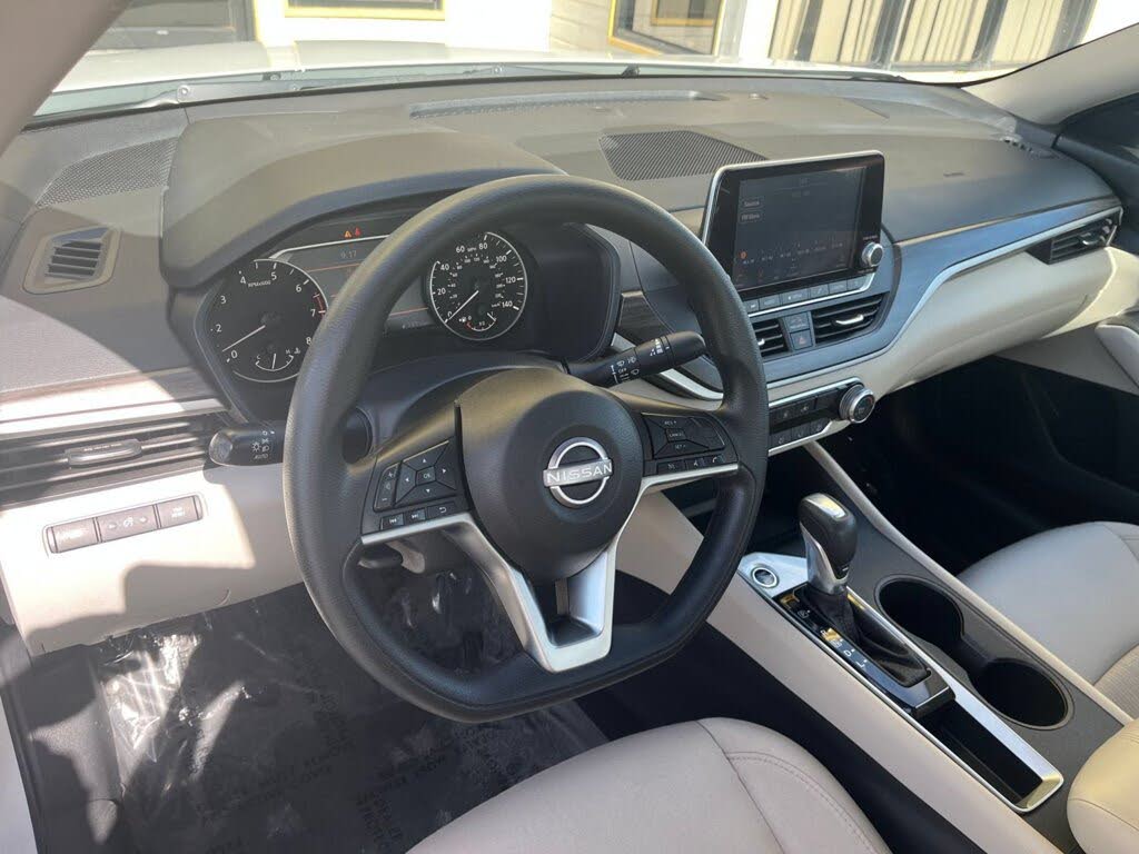 2025 Nissan Altima