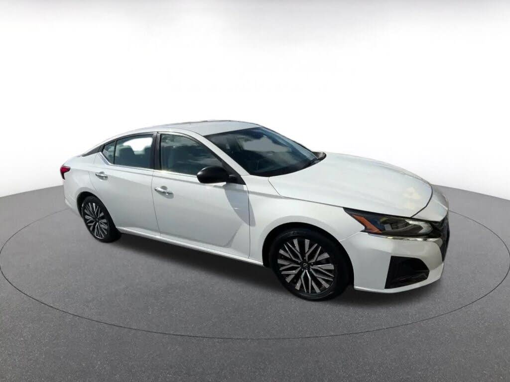 2025 Nissan Altima