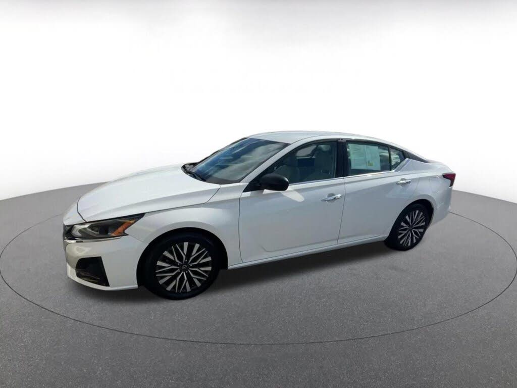 2025 Nissan Altima