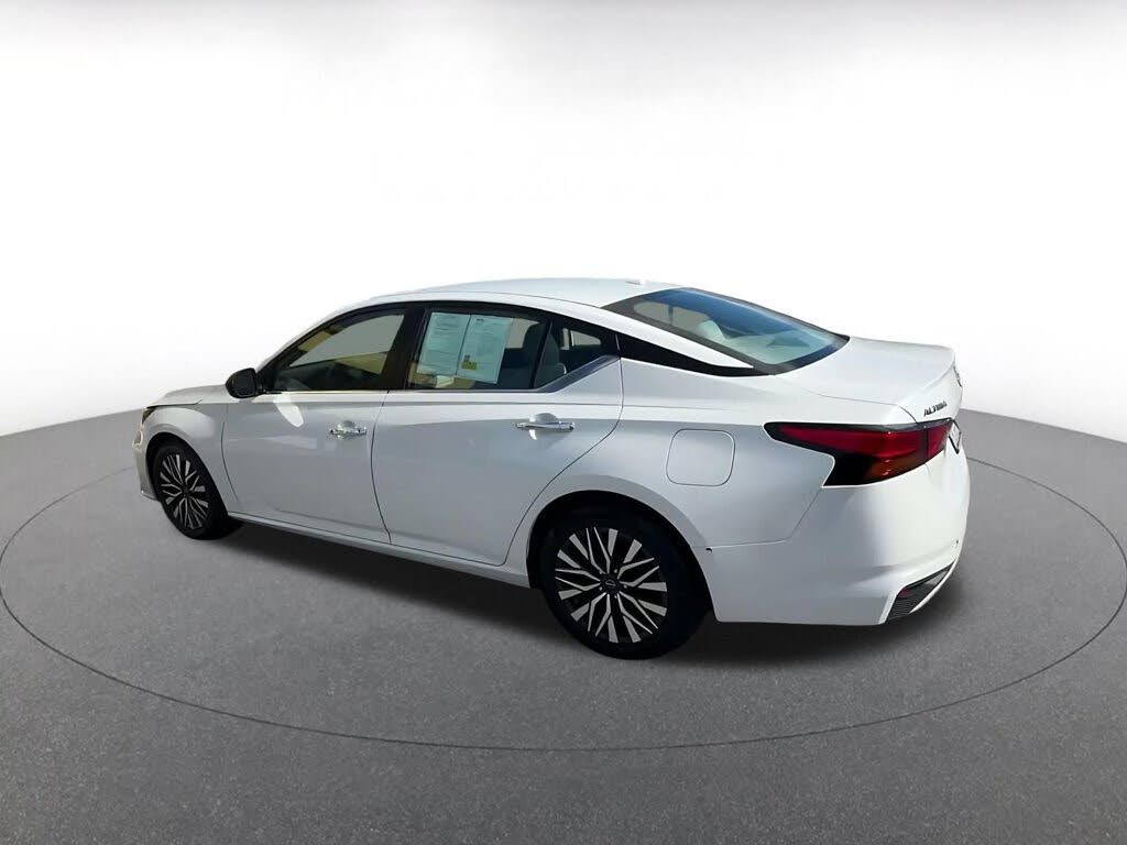 2025 Nissan Altima