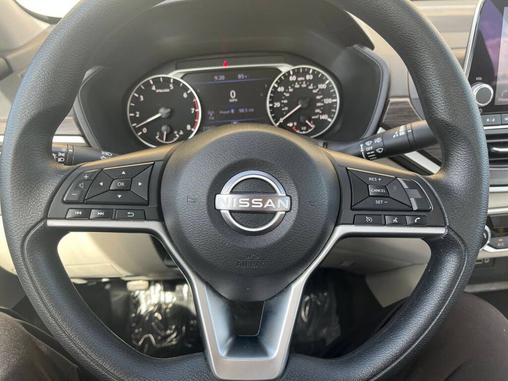 2025 Nissan Altima