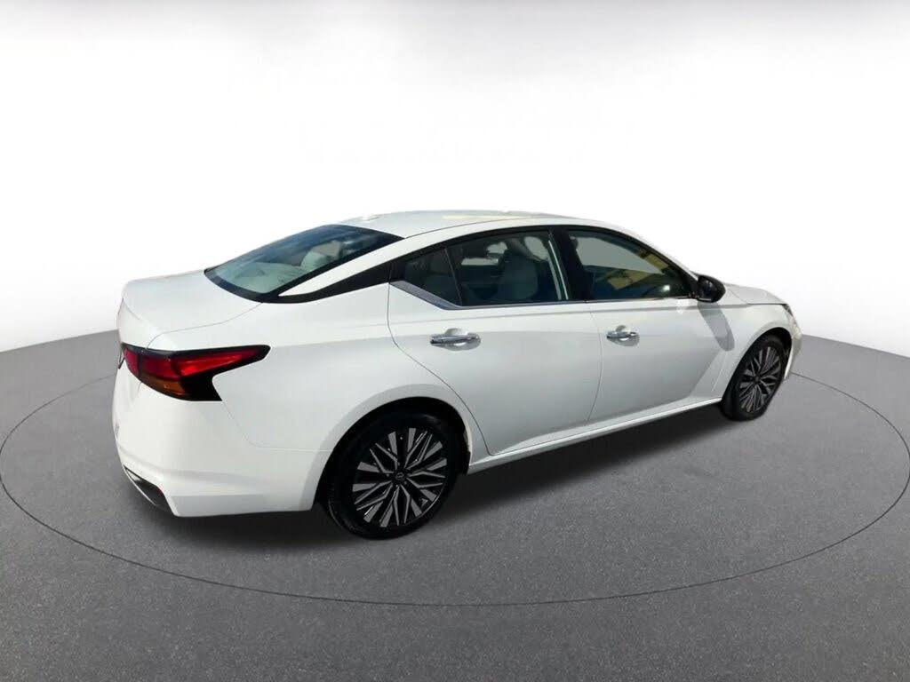 2025 Nissan Altima