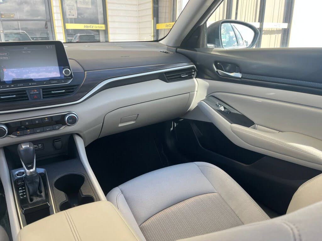 2025 Nissan Altima
