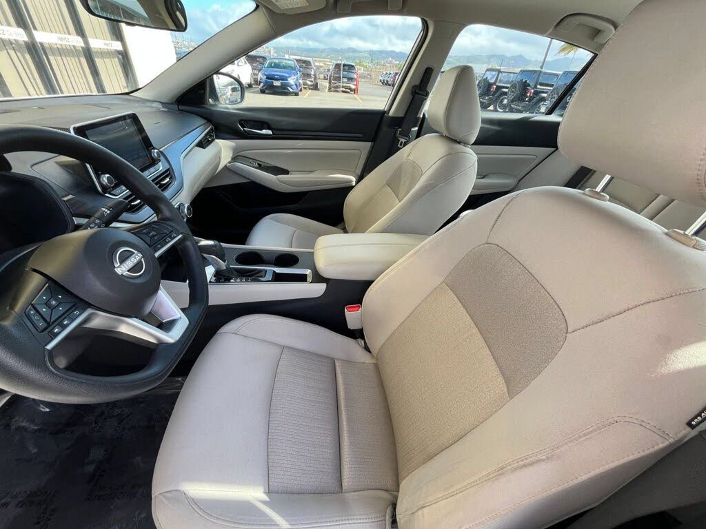 2025 Nissan Altima