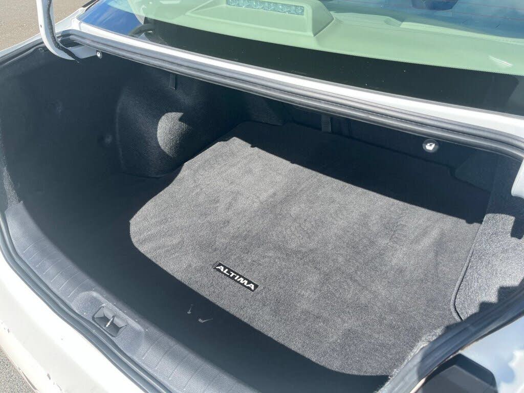 2025 Nissan Altima
