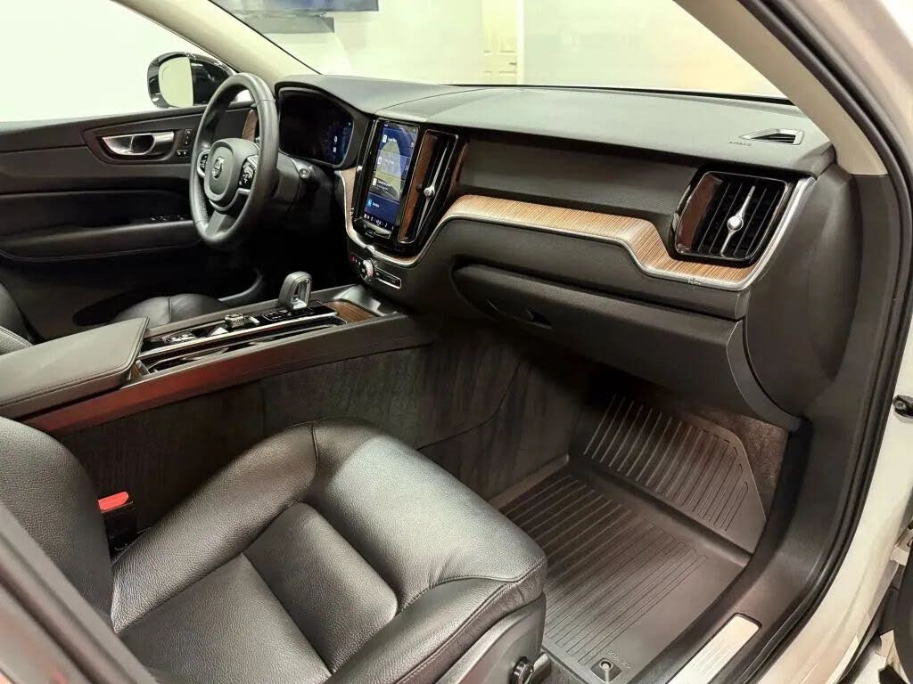 2023 Volvo XC60