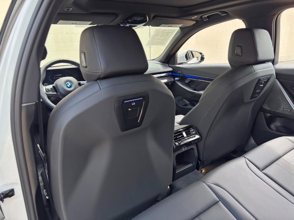 2025 BMW i5