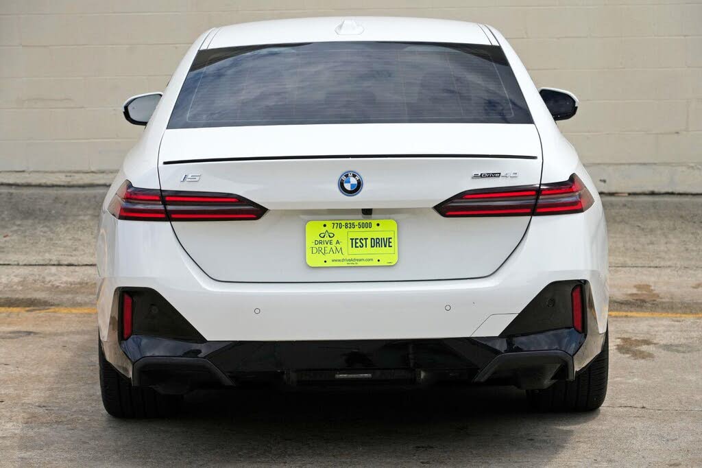 2025 BMW i5