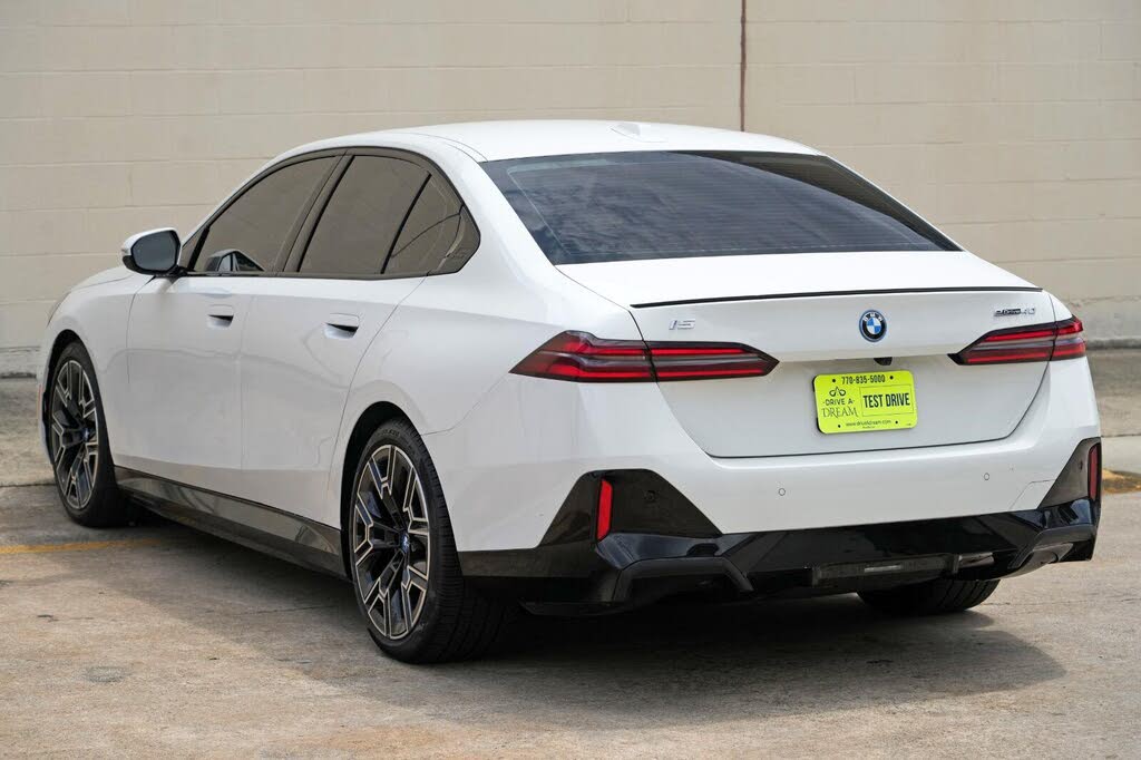 2025 BMW i5