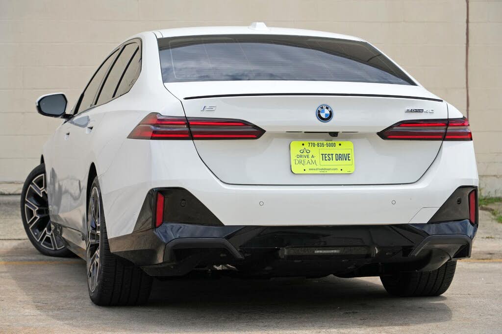 2025 BMW i5