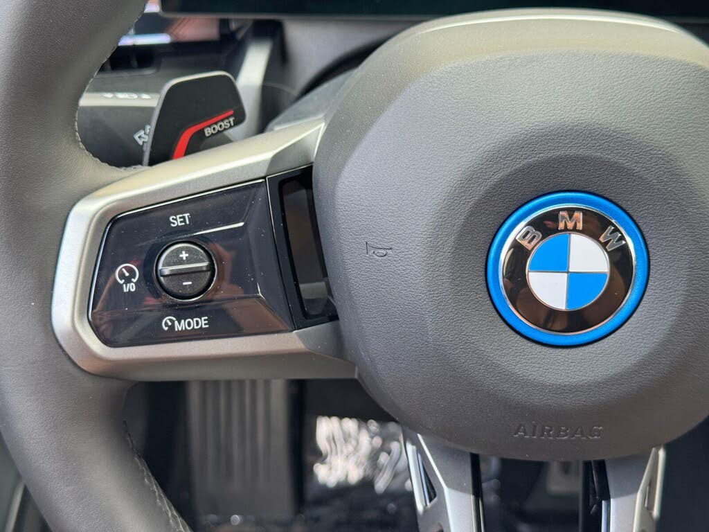 2025 BMW i5