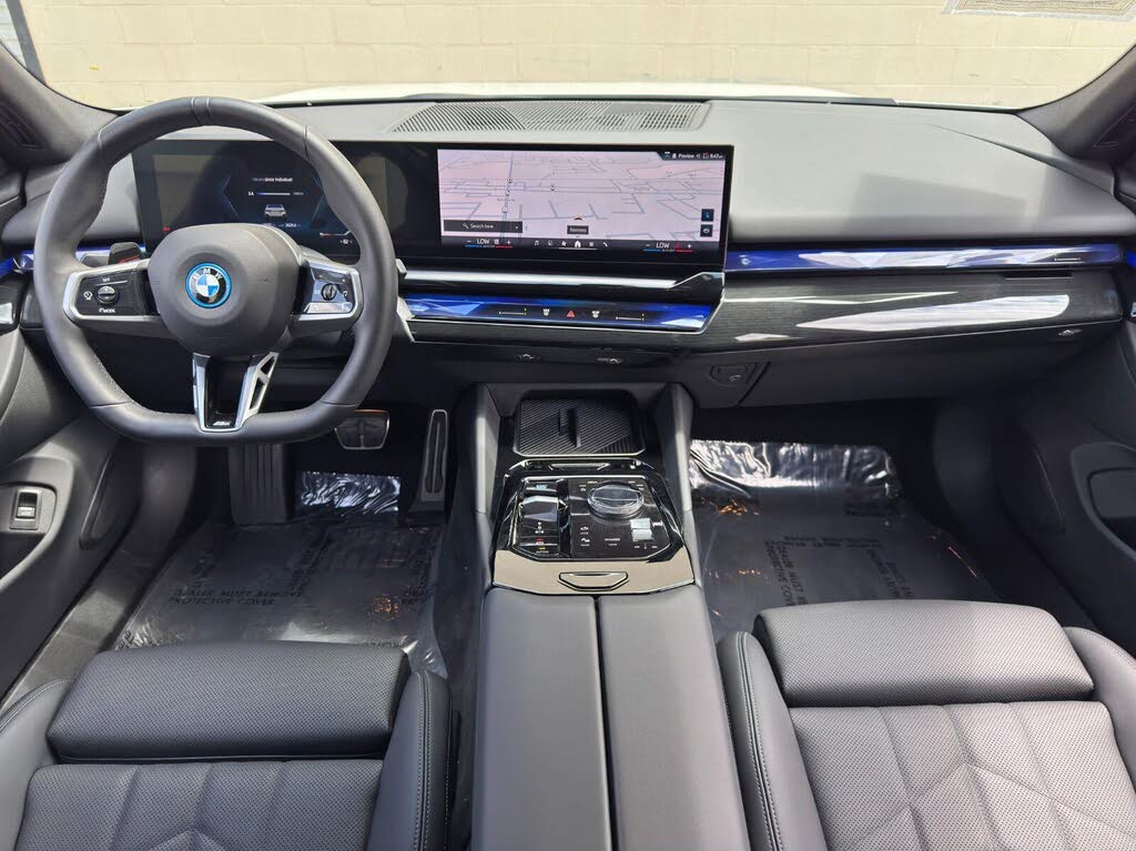 2025 BMW i5