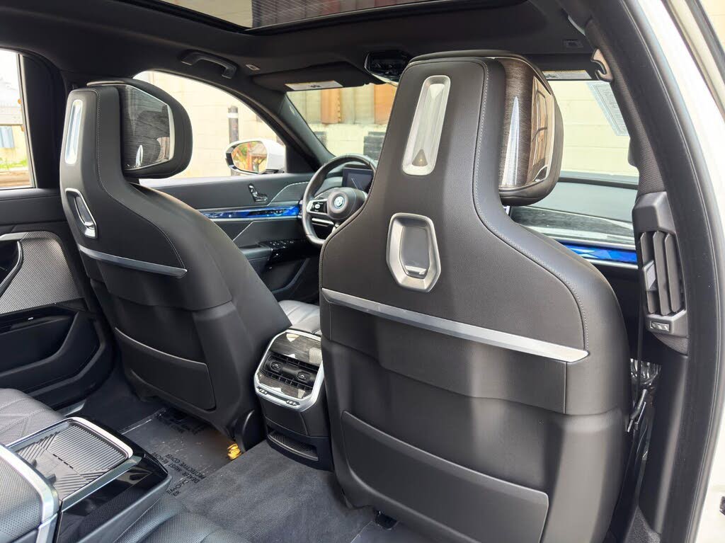 2024 BMW i7