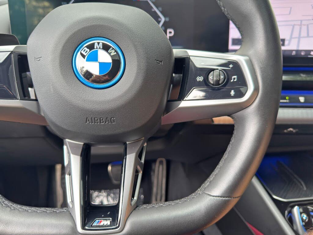 2025 BMW i5