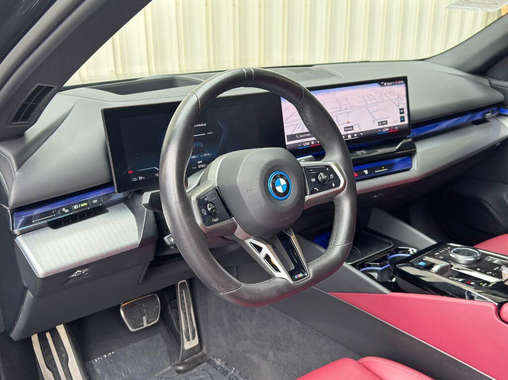2025 BMW i5