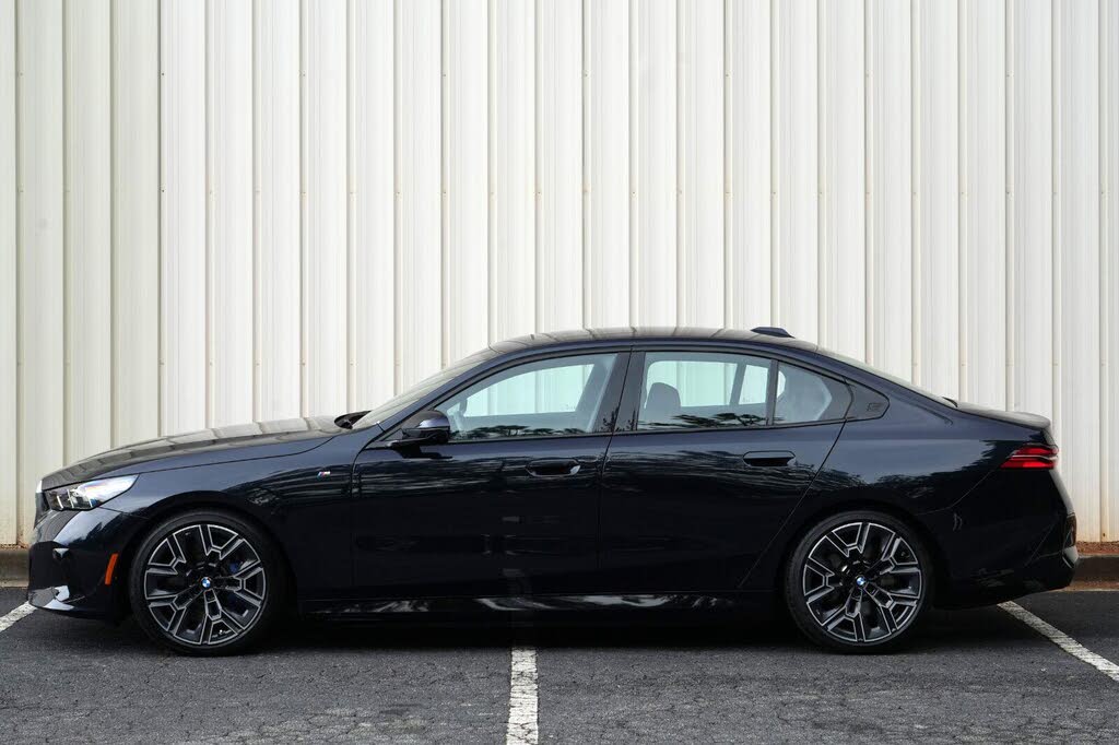 2025 BMW i5