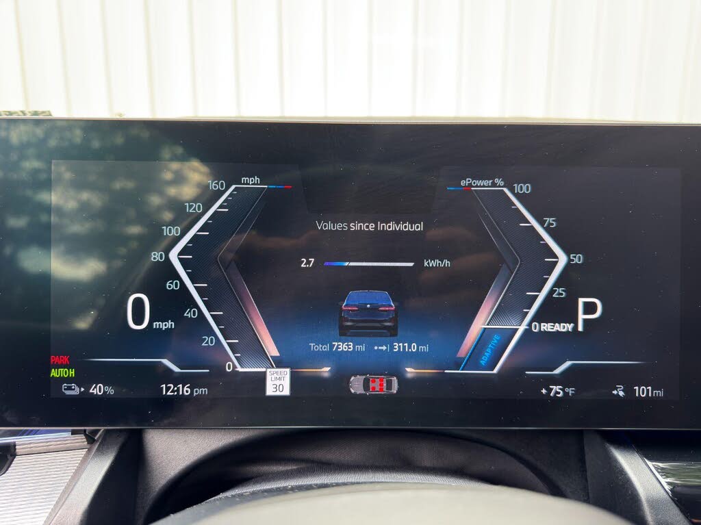 2025 BMW i5