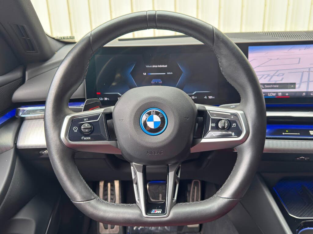2025 BMW i5